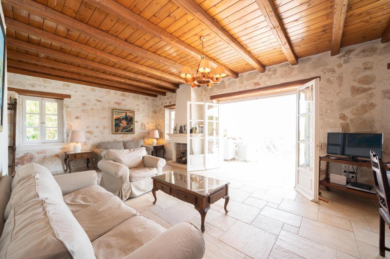 Villa Pelagos
